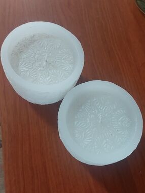 Zara White Embossed Floral Round Pillar Candles - Set of 2